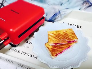 16、爆浆火龙果酸奶吐司,成品图