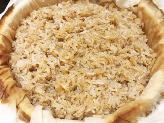 3、荷香糯米鸡,蒸好的糯米饭备用