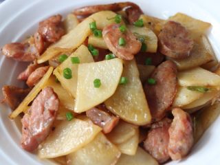 12、香肠土豆片,快点动手尝尝吧！