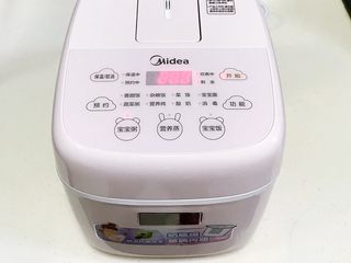 5、红豆薏米甜酒酿,选择BB煲“宝宝粥”程序，时长2小时。