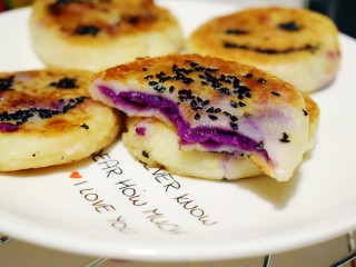 23、紫薯山药糯米饼（微笑饼）,再来一口，回味无穷哦！