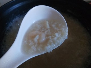 14、干贝海鲜粥,煮2分钟即可。