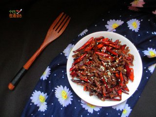 8、灯影牛肉丝,灯影牛肉丝的香辣和韧劲绝对是杠杠哒