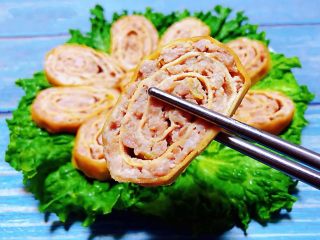 10、豆皮蒸肉卷,看着就好诱人的豆皮蒸肉卷直咽口水哦