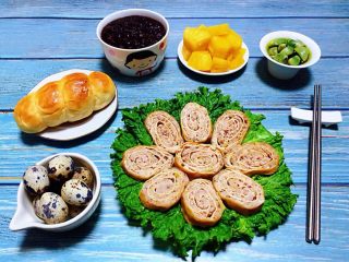 15、豆皮蒸肉卷,早餐吃的要开开心心非常满足这一天一定会拥有愉悦的心情