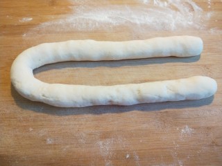 12、蛋液灌饺  新文美食,搓成长剂子？