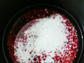 5、红小豆粥,加入清水