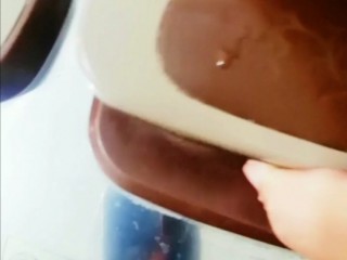 6、红小豆粥,盖上盖，按煲豆件