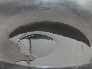 11、咖喱鸡意面,锅内热油