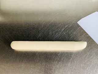 7、生煎—素馅,搓成长条