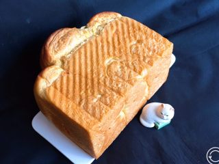 29、胡萝卜吐司面包,侧面的形状也漂亮。