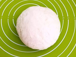 6、驴肉火烧,揉面排气