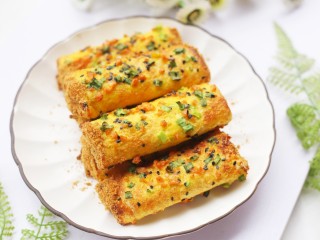 16、肉松芝士吐司卷,超级好吃。