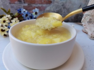 12、苹果小米粥,稠稠的