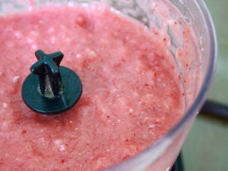 26、清爽香草水果蛋糕,搅拌