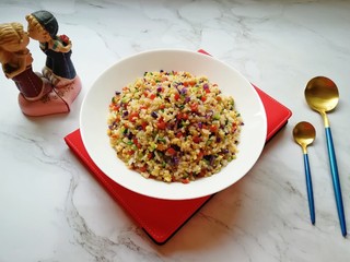 13、彩蔬炒金银饭,美美哒彩蔬炒饭。