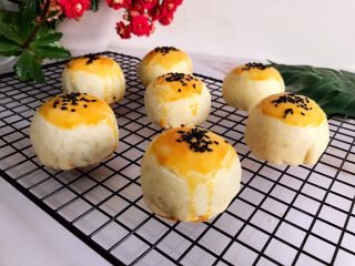 25、蛋黄酥(黄油版),成品