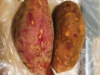 4、小米红薯粥,准备好红薯????