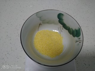 1、小米蔓菁粥,小米称好