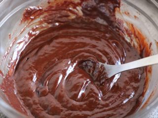 12、脏脏蛋挞,隔水融化