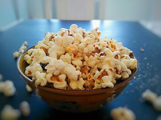 8、香甜爆米花（无黄油版）,成品图