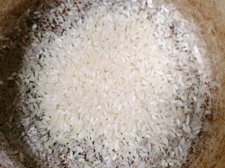 9、玉米南瓜粥,大米半碗