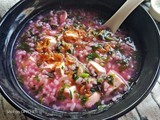 15、苋菜豆腐咸粥,再来一张美照，一碗有颜值的粥！