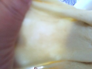 10、汉堡胚,揉出薄膜，发酵至两倍大