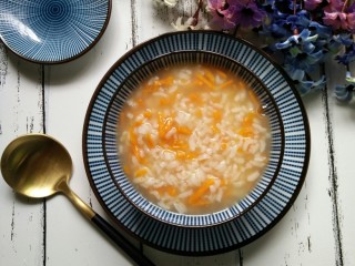 8、红薯丝粥,最后排气开盖，放凉后即可食用了