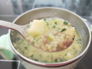 24、鸡肉山药粥,成品图