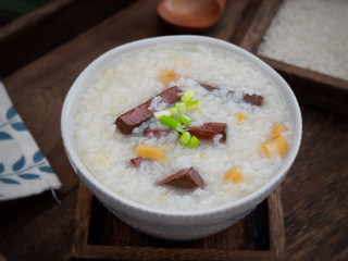 7、完美便当方程式「13」,猪血干贝粥：