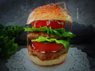 12、田园猪肉堡,想加什么料就加什么料，妈妈再也不用担心我的早餐了！