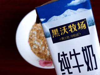 8、奶香南瓜粥,今天用纯牛奶煮粥