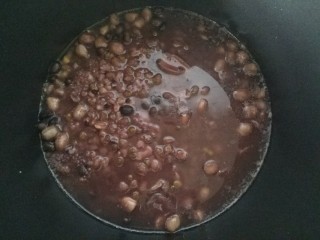 5、八宝粥,跳闸，打开盖，包好的八宝粥