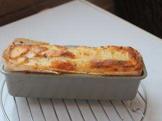 14、千层土豆,烤好出炉。