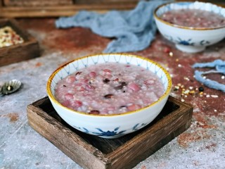 16、营养谷物杂粮粥,换个风格哈、~~早餐来一碗,养胃又养生。