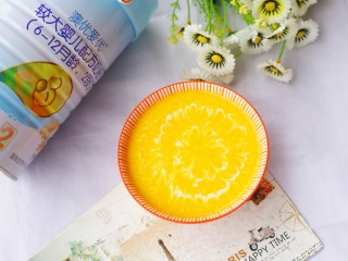 10、甘甜绵软的奶香南瓜粥,赶紧趁热喝吧。