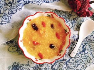 1、南瓜小米粥,成品图