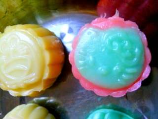 12、萌宝冰皮月饼#中秋食饼记#,一个个萌宝就出来了，是不是很简单呢