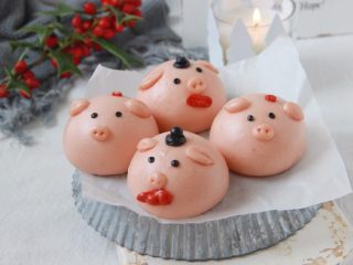 17、猪猪馒头,冷水入锅，水开后蒸20分钟