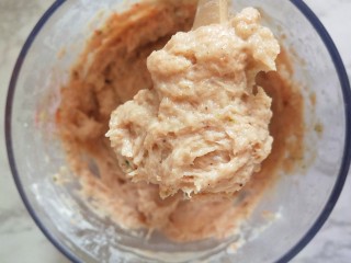 13、#宝宝辅食#自制午餐肉,如图状态，粘稠不易滑落的状态