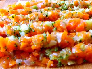 6、另类的吃鱼方式,没刺又Q弹,如图