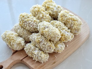 10、香酥芋泥卷,将所有芋头泥按照以上步骤做好备用