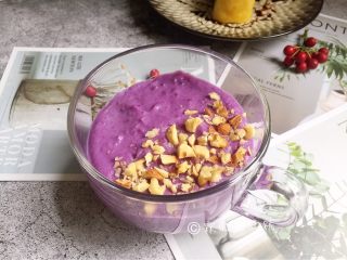 9、紫薯奶昔,完成。