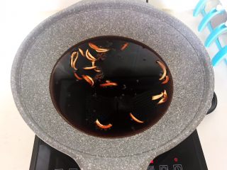 11、自制五香茶蛋,烧开