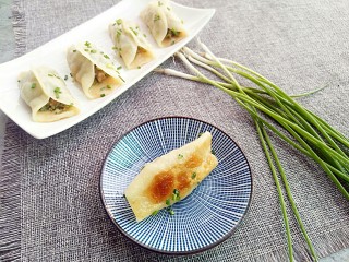 16、早餐锅贴,脆脆的底！