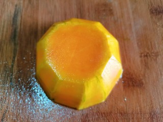 6、红豆小米粥,南瓜去皮