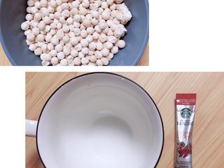1、珍珠冷萃咖啡,准备好食材。珍珠、咖啡粉、牛奶。