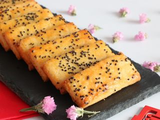 13、红薯酥,非常好吃的一款小酥饼。