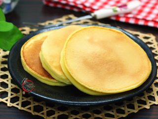 13、紫薯铜锣烧,喜欢的话，可以在铜锣烧皮上浇一层蜜糖，又是另一种风味呢